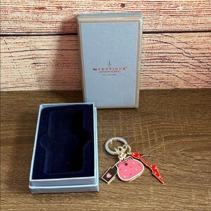 Newbridge Silverware Keychain with Box